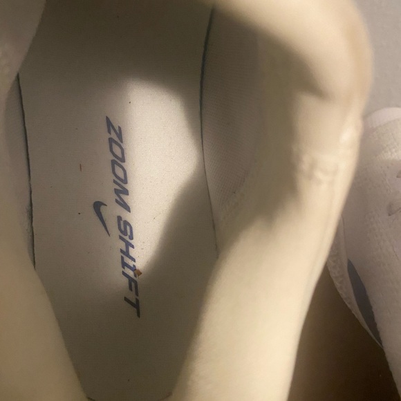 Nike Kids Sneakers in Blue and White Nike zoom shift - Picture 5 of 7